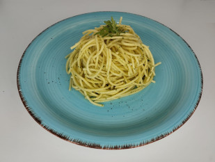 SPAGHETTI AGLIO, OLIO E...